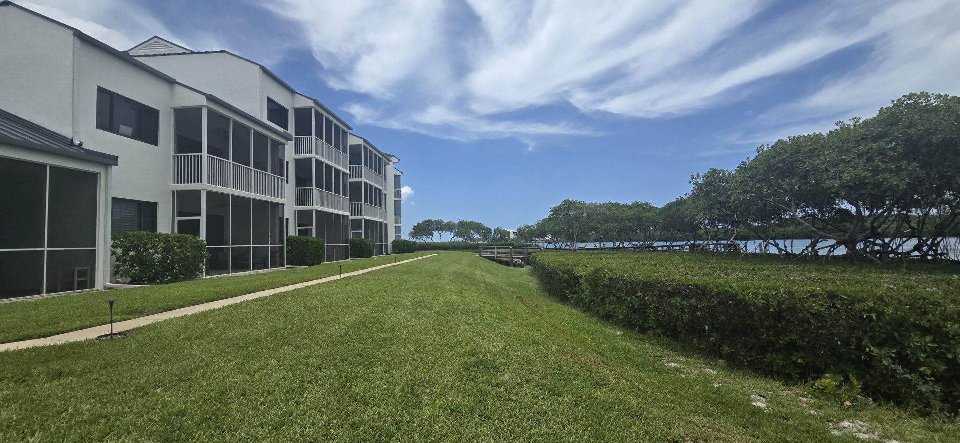200 Waterway Road, Unit 104, Tequesta, FL 33469 Photo