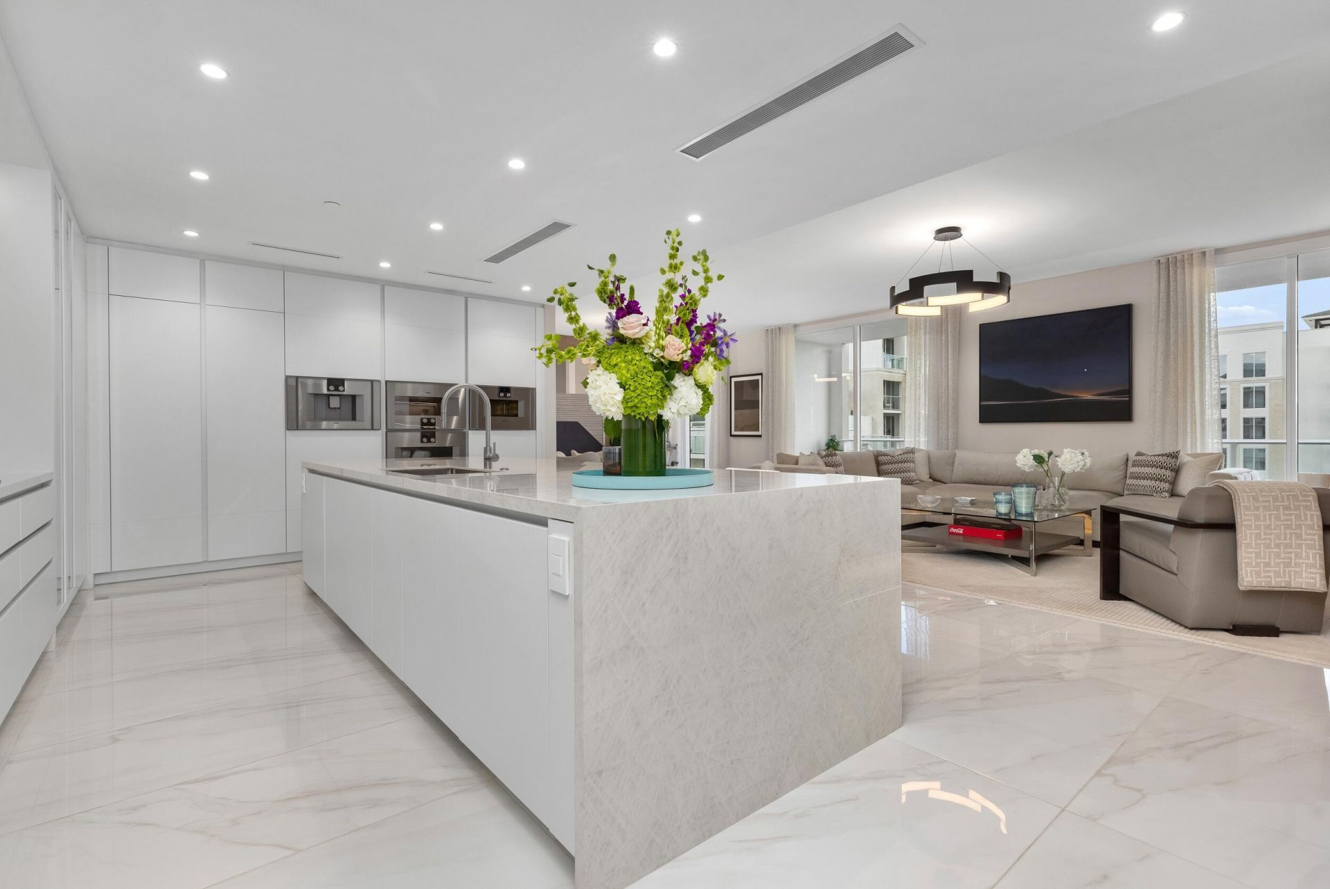 210 SE Mizner Boulevard, Unit 703, Boca Raton, FL 33432 Photo
