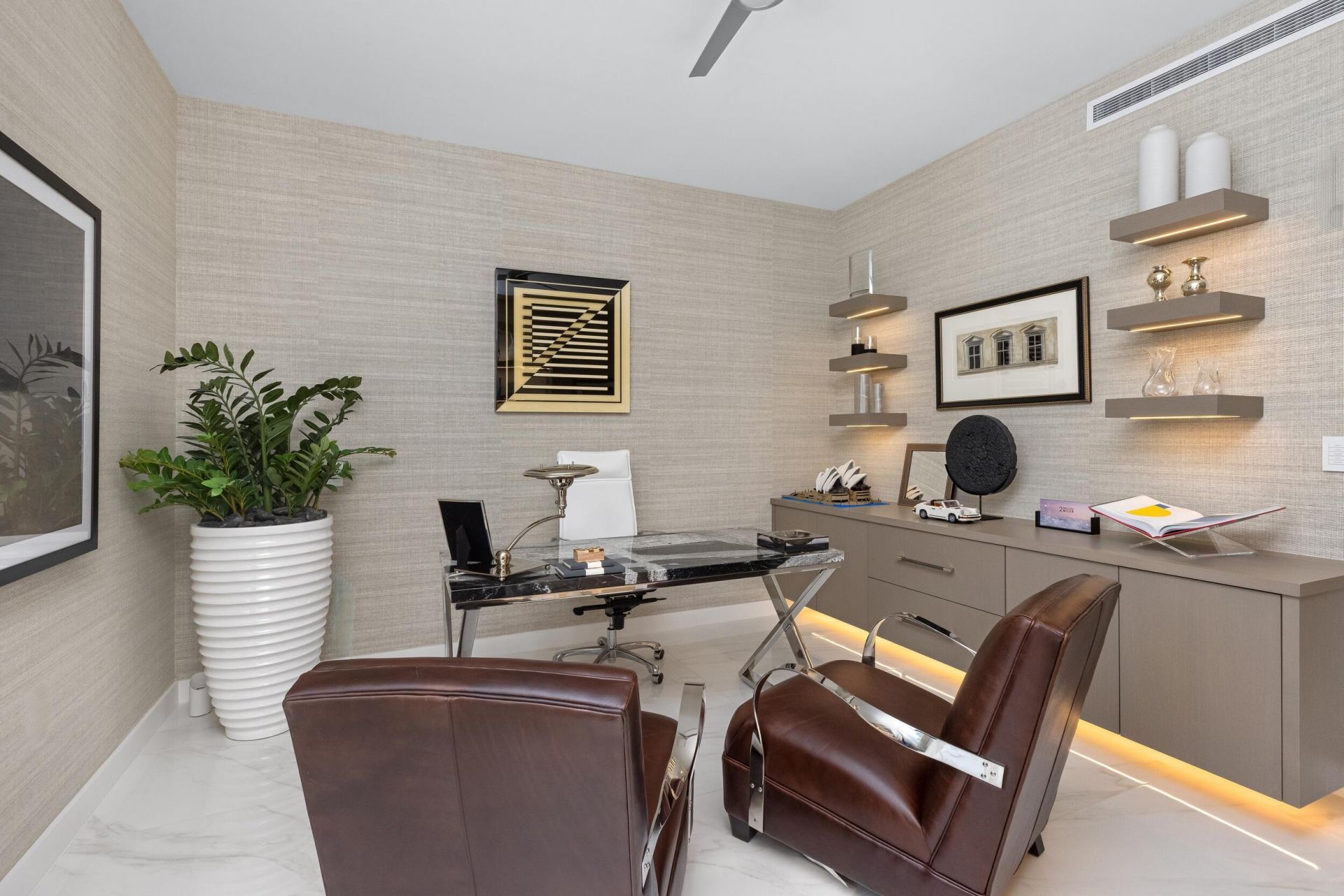 210 SE Mizner Boulevard, Unit 703, Boca Raton, FL 33432 Photo