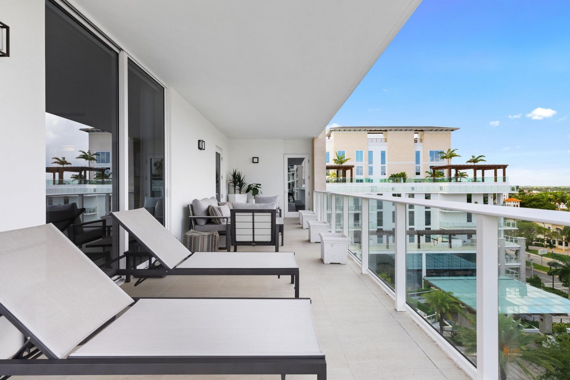 210 SE Mizner Boulevard, Unit 703, Boca Raton, FL 33432 Photo