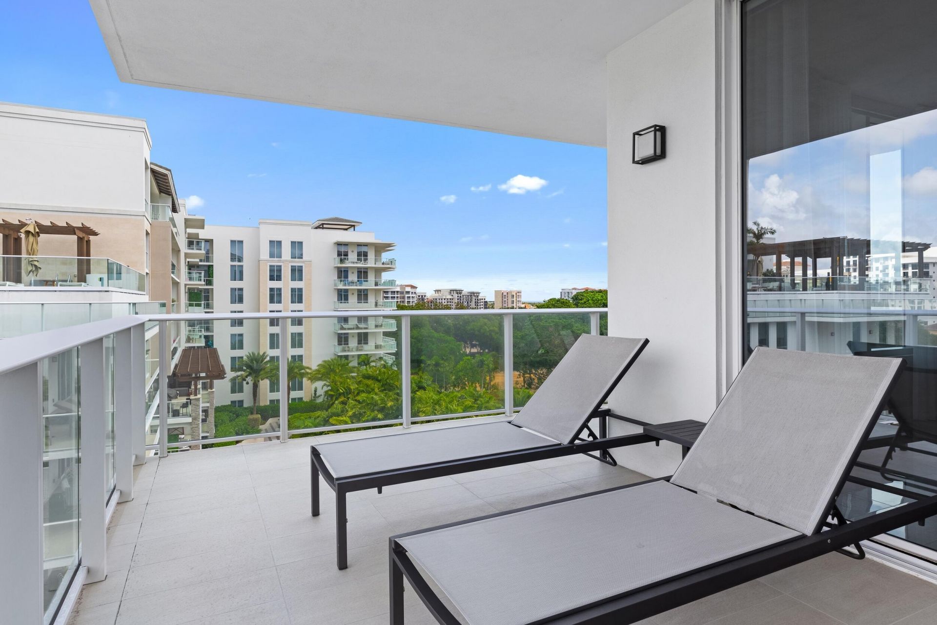 210 SE Mizner Boulevard, Unit 703, Boca Raton, FL 33432 Photo