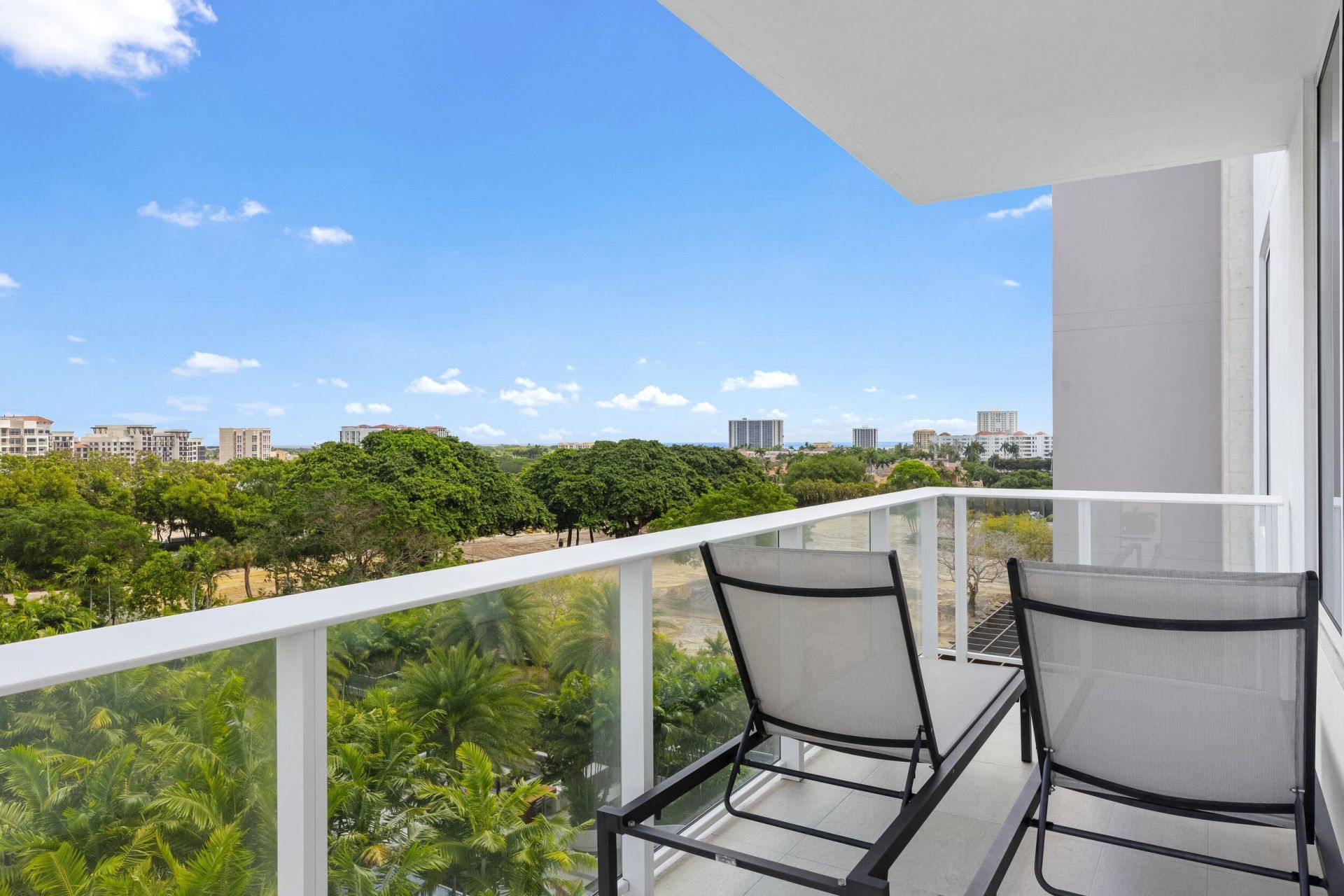 210 SE Mizner Boulevard, Unit 703, Boca Raton, FL 33432 Photo