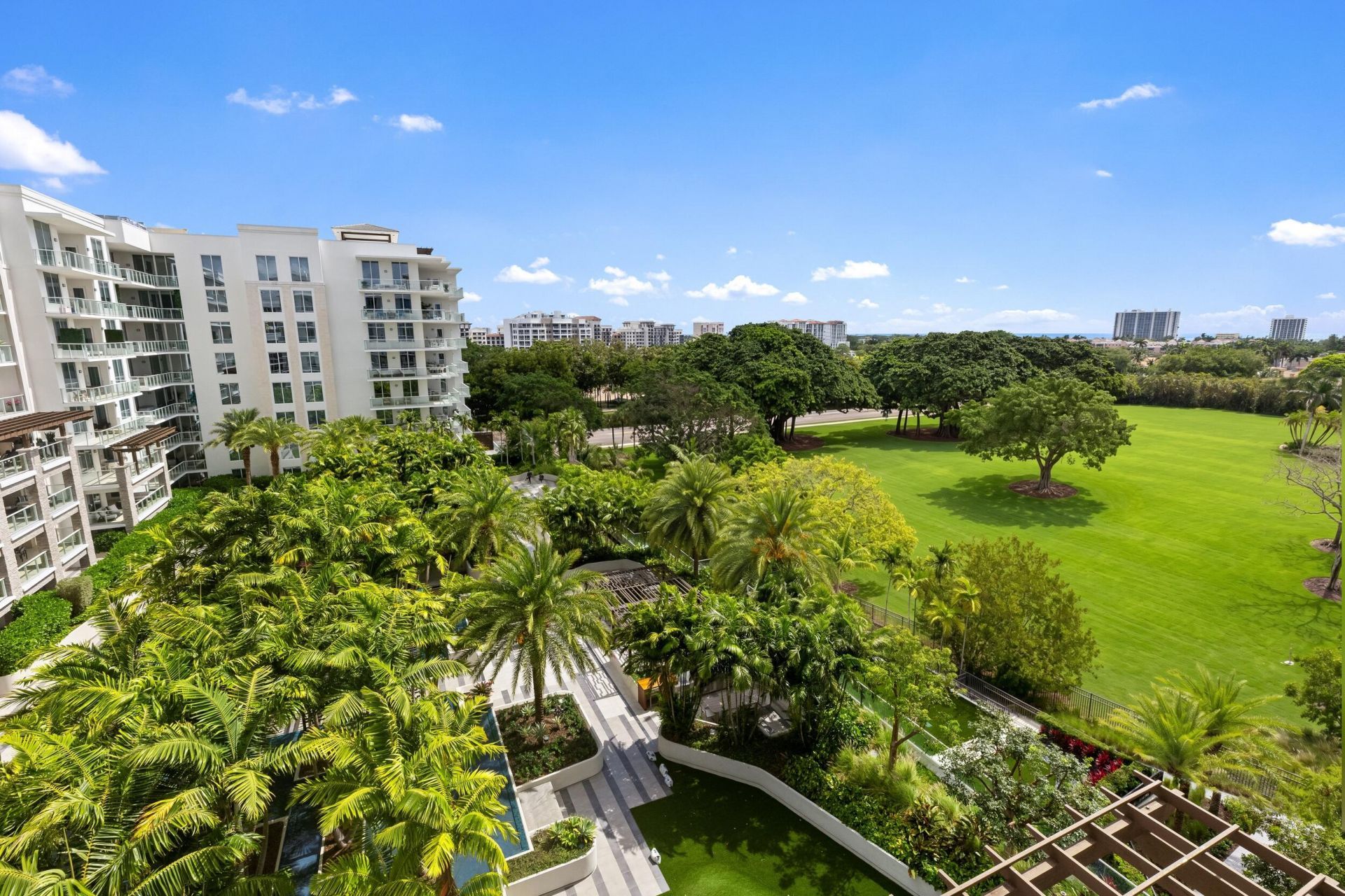 210 SE Mizner Boulevard, Unit 703, Boca Raton, FL 33432 Photo