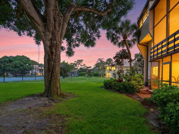 149 NW 70th, Unit 302b, Boca Raton, FL 33487