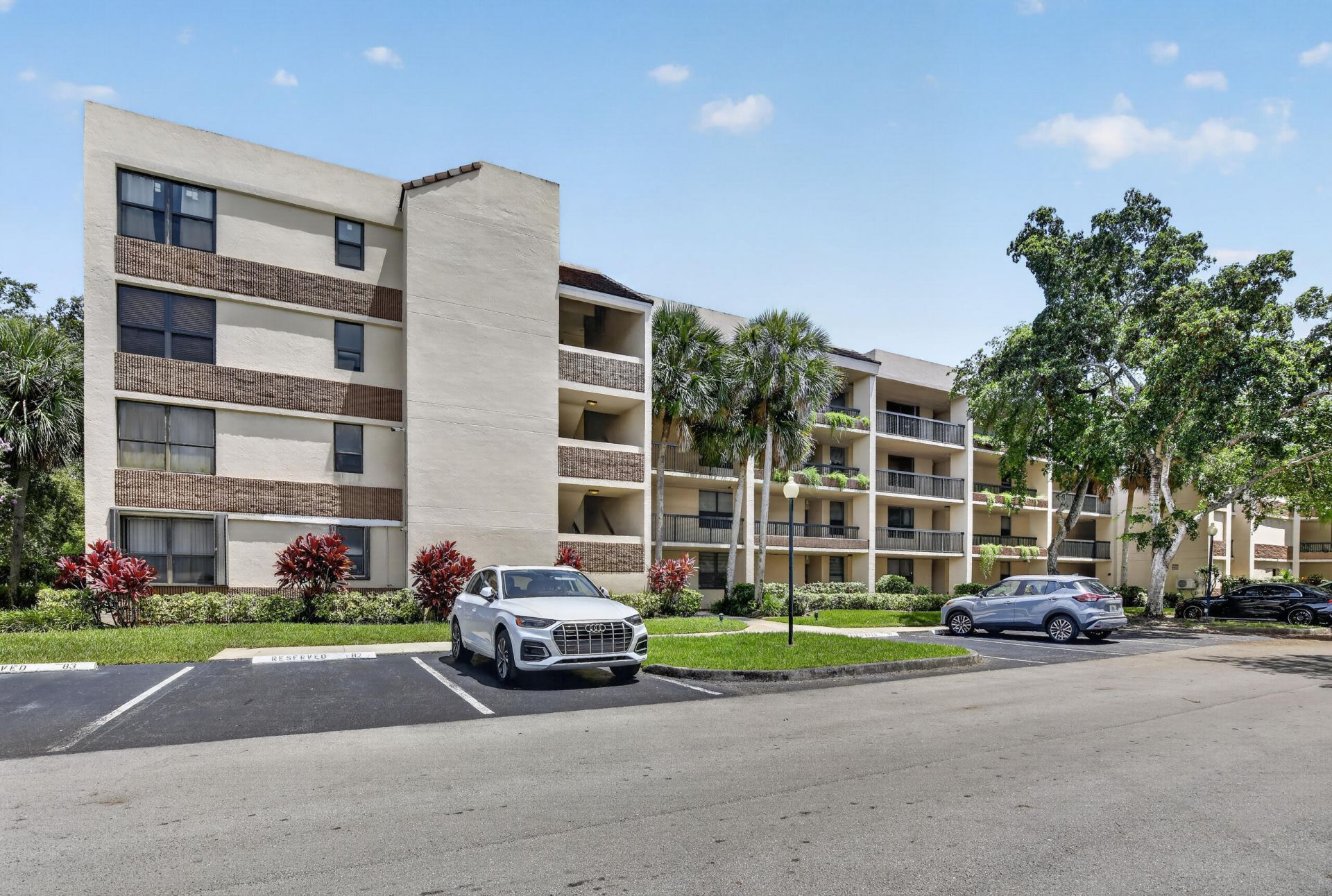 7500 NW 1st Court, Unit 302-3, Plantation, FL 33317 Photo