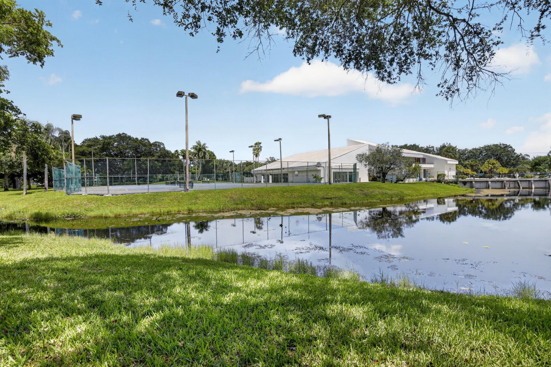 7500 NW 1st Court, Unit 302-3, Plantation, FL 33317 Photo