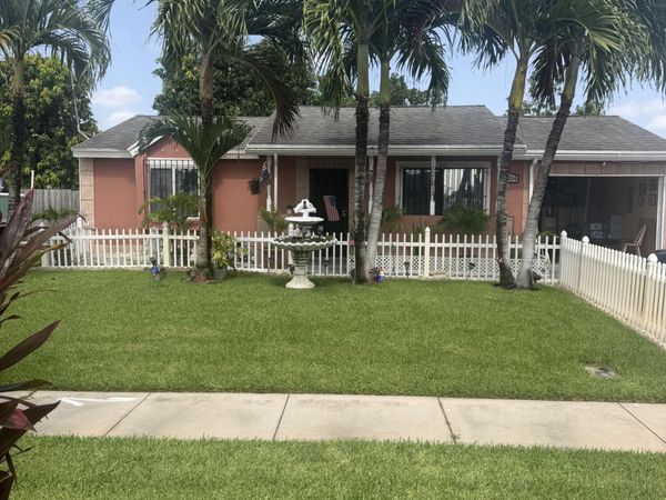 1304 Donwoods Lane, Royal Palm Beach, FL 33411