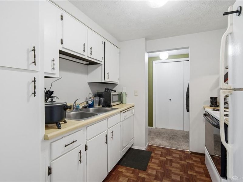 1103 Arrowhead Crossing, Unit C, West Carrollton, OH 45449 Photo 18