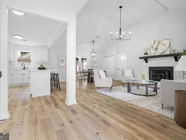 201 Cabriolet Trail, Mcdonough, GA 30253