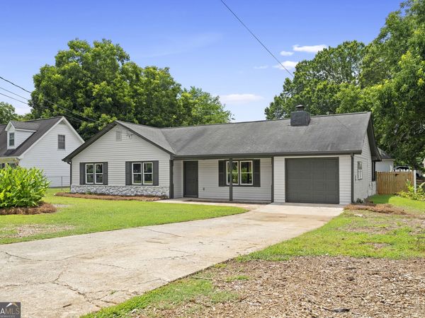 201 Cabriolet Trail, Mcdonough, GA 30253