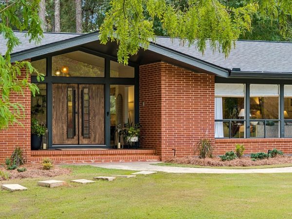 334 Luther Bailey, Senoia, GA 30276