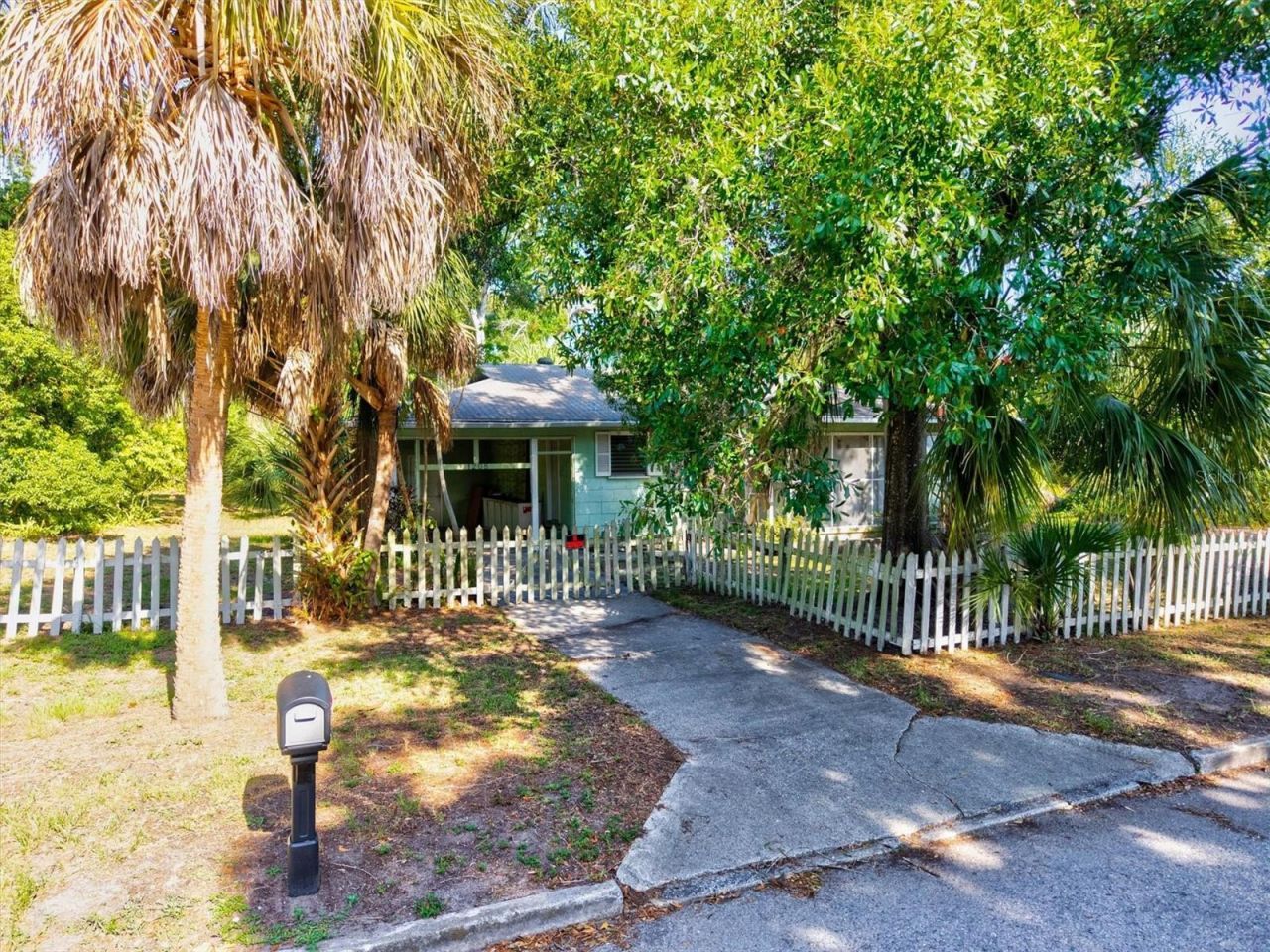 1208 28th Street W, Bradenton, FL 34205 Photo