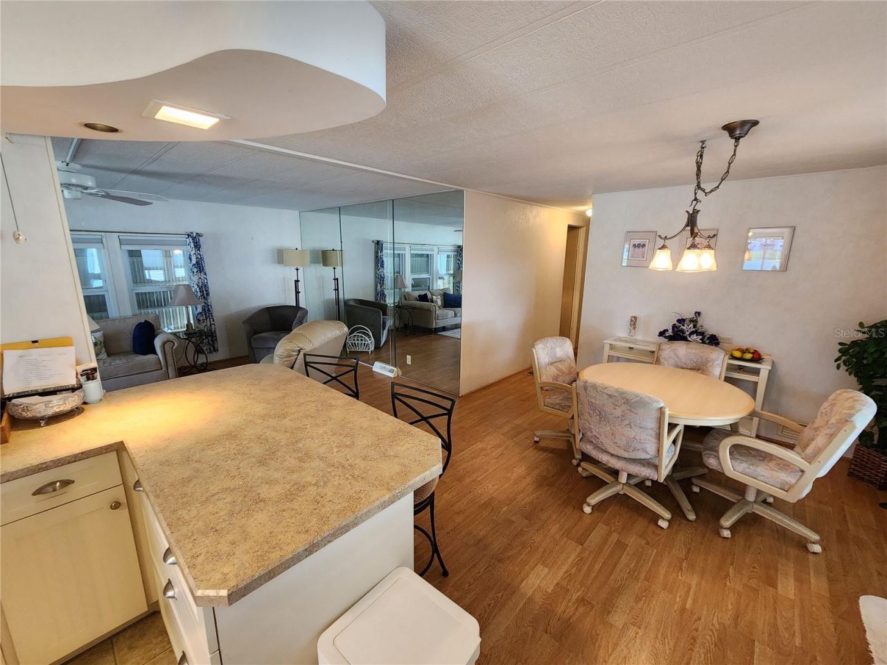 808 53rd Avenue E, Unit 169, Bradenton, FL 34203 Photo