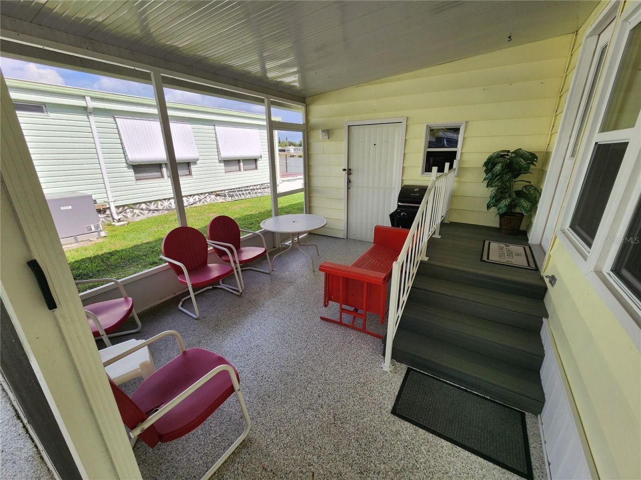 808 53rd Avenue E, Unit 169, Bradenton, FL 34203 Photo