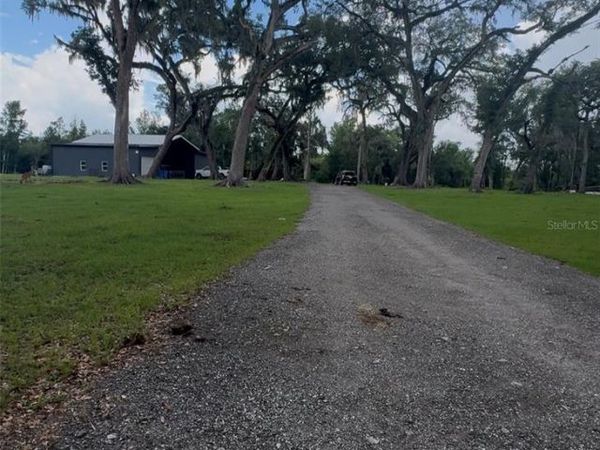 27964 VILLA ROAD , DADE CITY, FL 33525