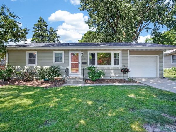 2415 Melrose Avenue, Ames, IA 50010