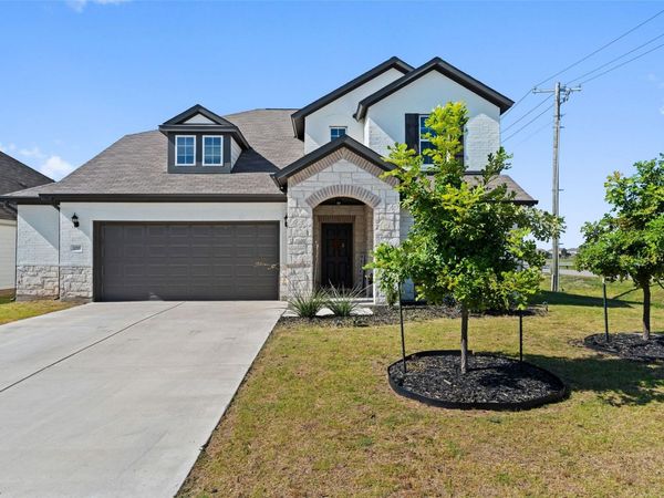 100 Panico RD, Hutto, TX 78634