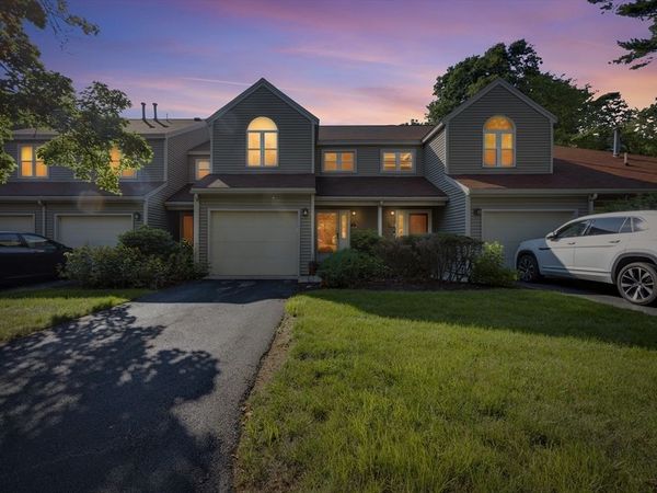 8 Woodcrest Dr, Unit 8, Oxford, MA 01537