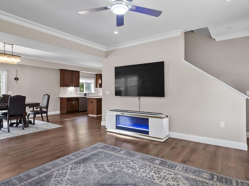 2454 Kilbourne Avenue, Columbus, OH 43229 Photo 12