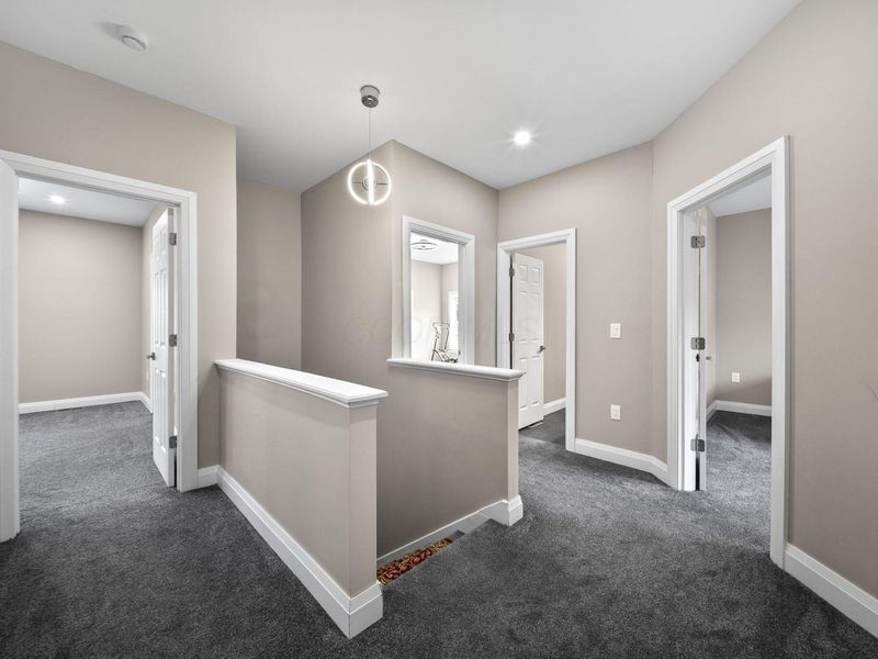 2454 Kilbourne Avenue, Columbus, OH 43229 Photo 27