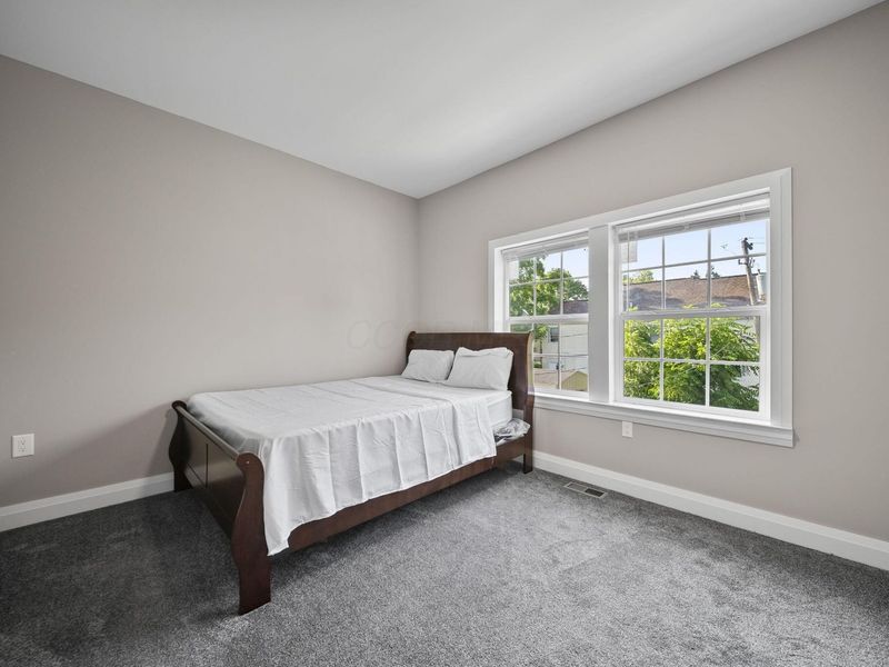 2454 Kilbourne Avenue, Columbus, OH 43229 Photo 40