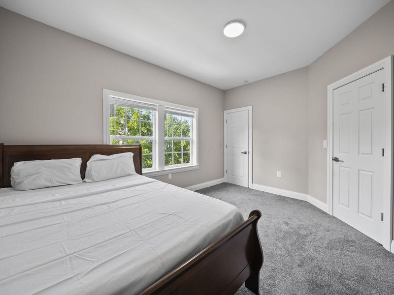 2454 Kilbourne Avenue, Columbus, OH 43229 Photo 41