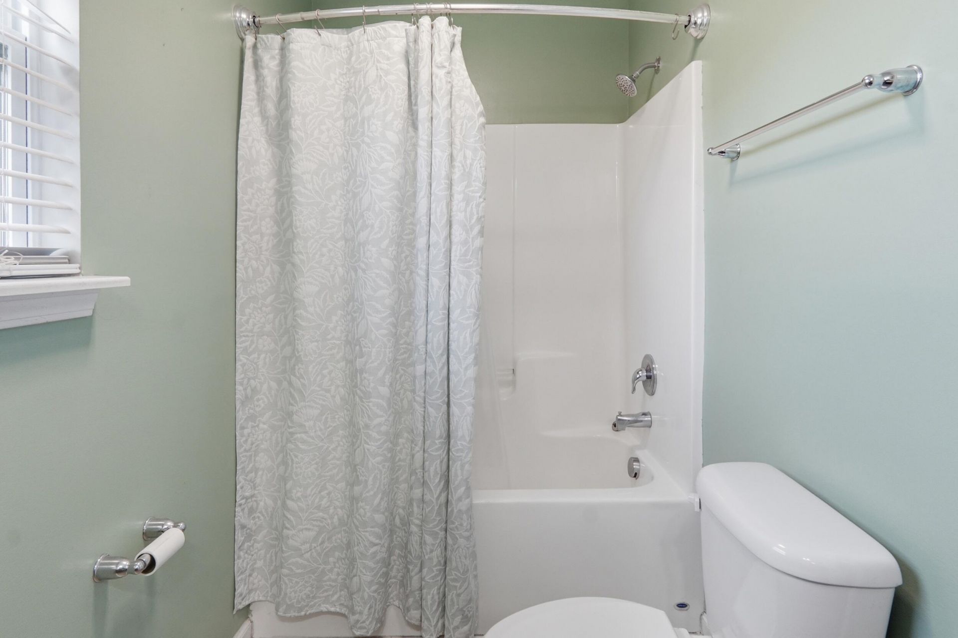 122 Tyger Street Photo 23
