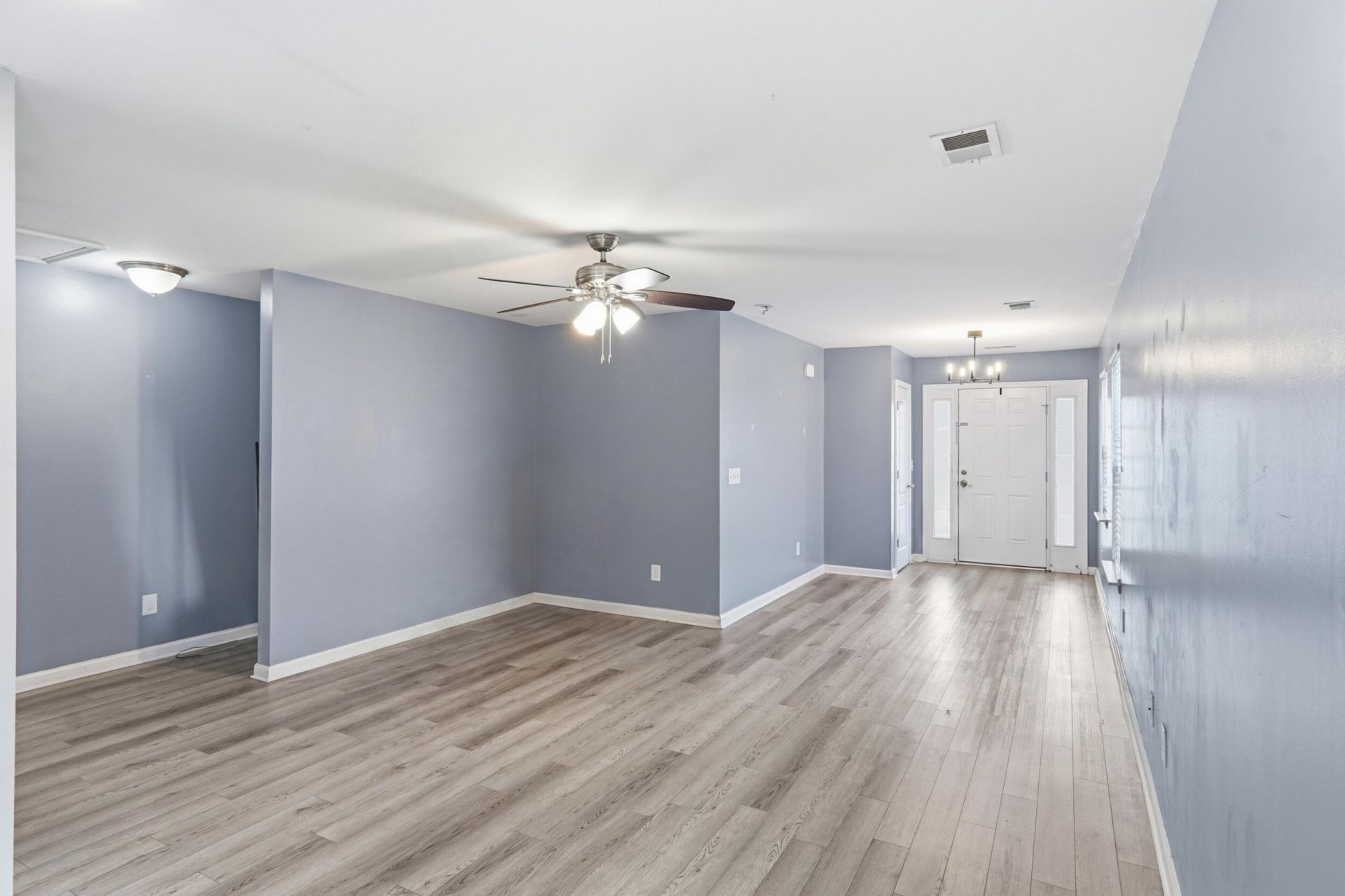 122 Tyger Street Photo 8