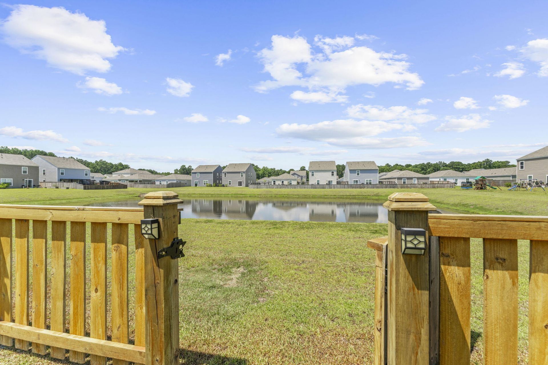 235 Sweet Cherry Lane Photo 31