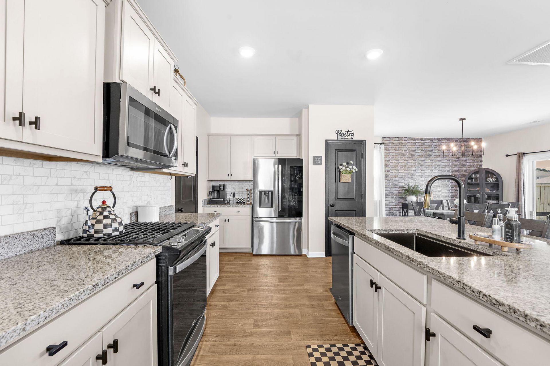 235 Sweet Cherry Lane Photo 4