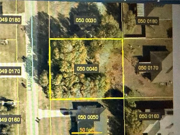 6070 Laurelwood DR , FORT MYERS, FL 33905