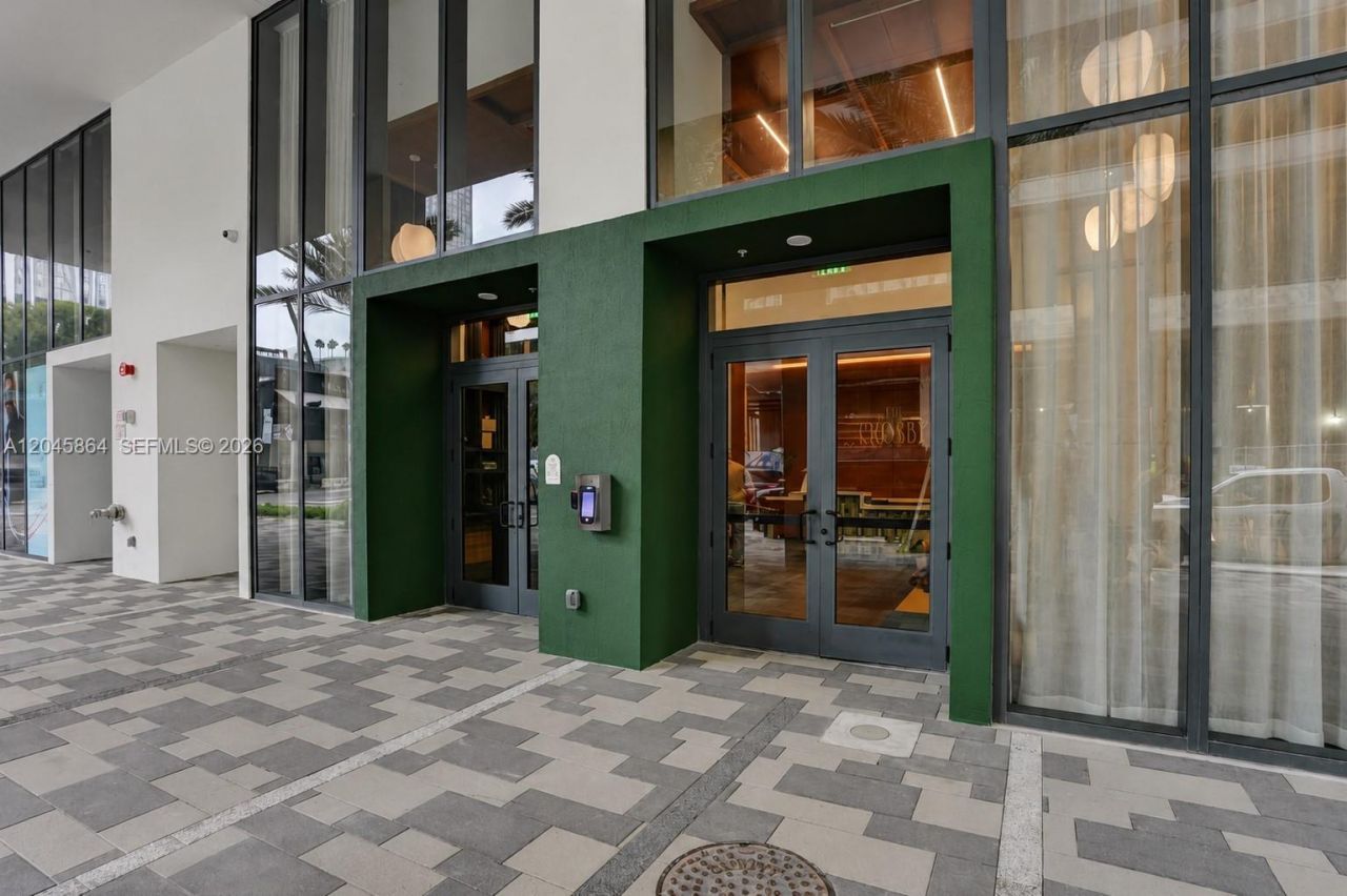 11 NE 6th St , Unit 1712, Miami, FL 33132 Photo