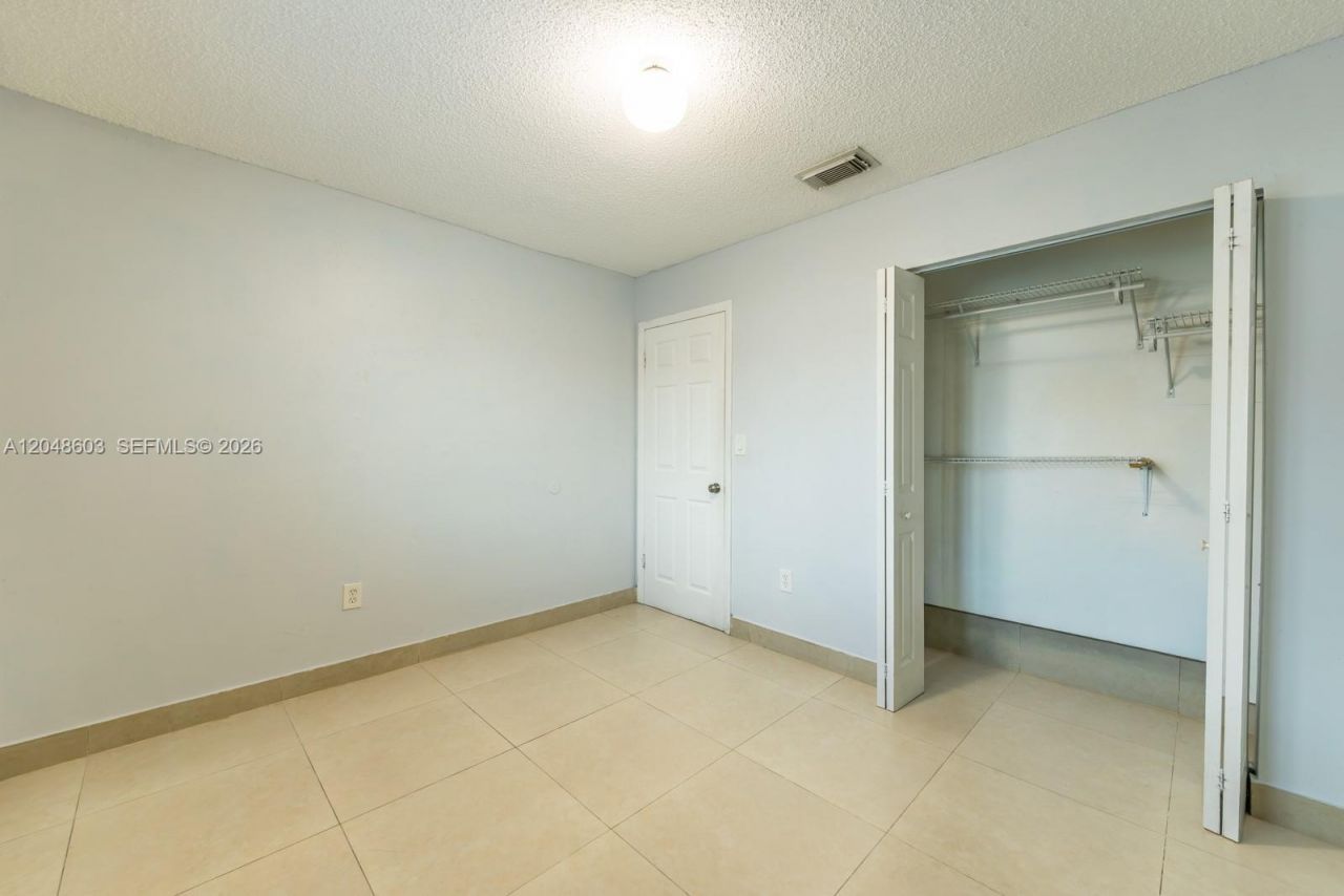 2610 W 65th St , Unit 2610, Hialeah, FL 33016 Photo