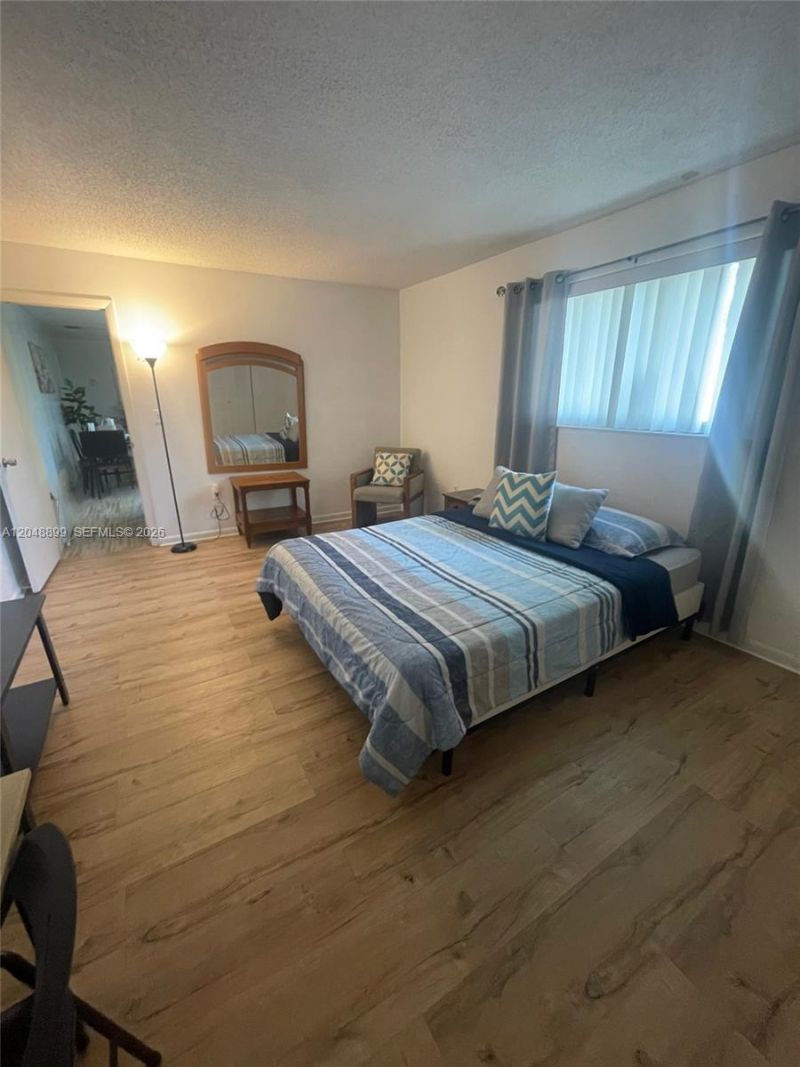 329 SE 2nd St , Hallandale Beach, FL 33009 Photo