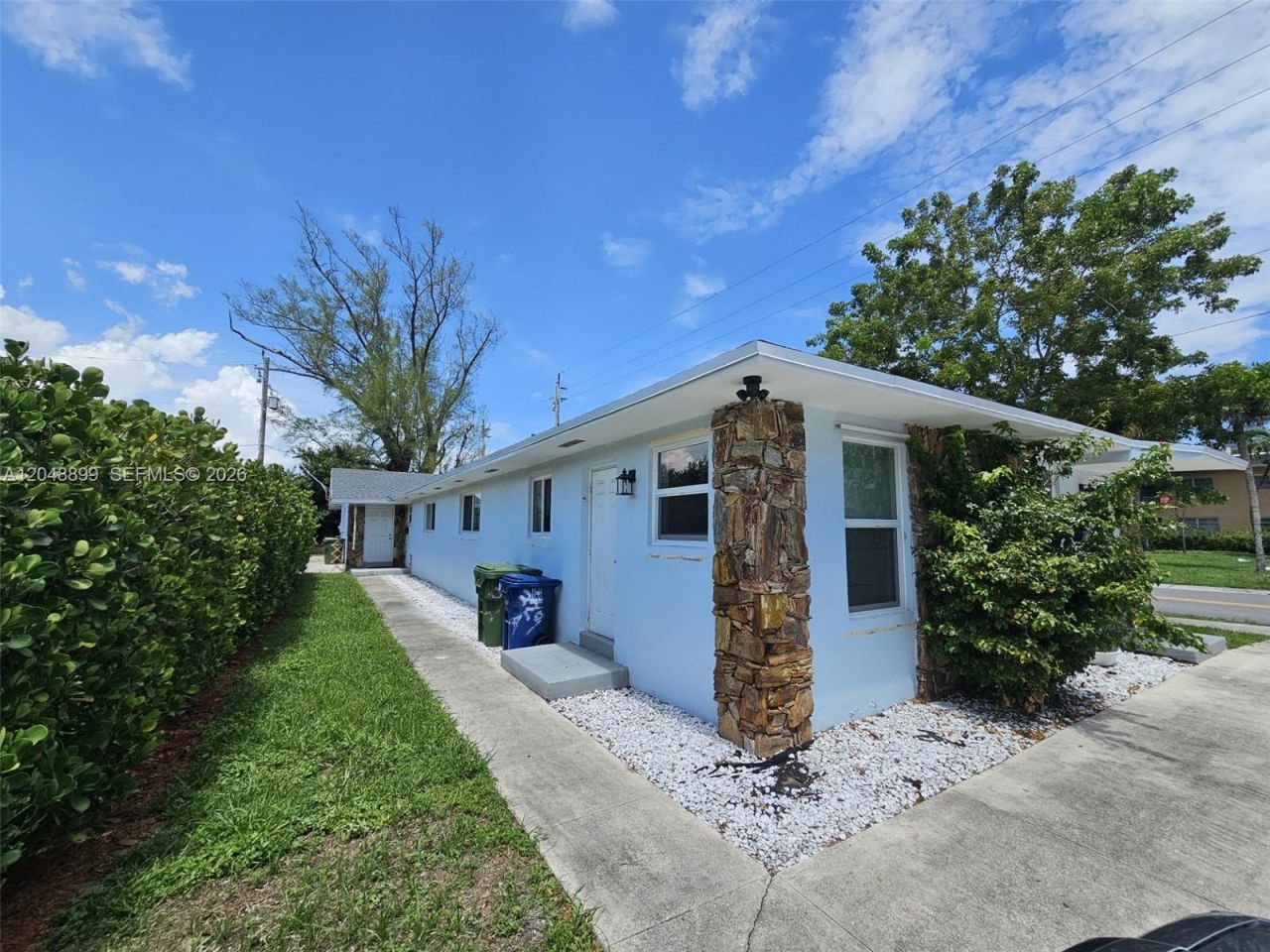 329 SE 2nd St , Hallandale Beach, FL 33009 Photo