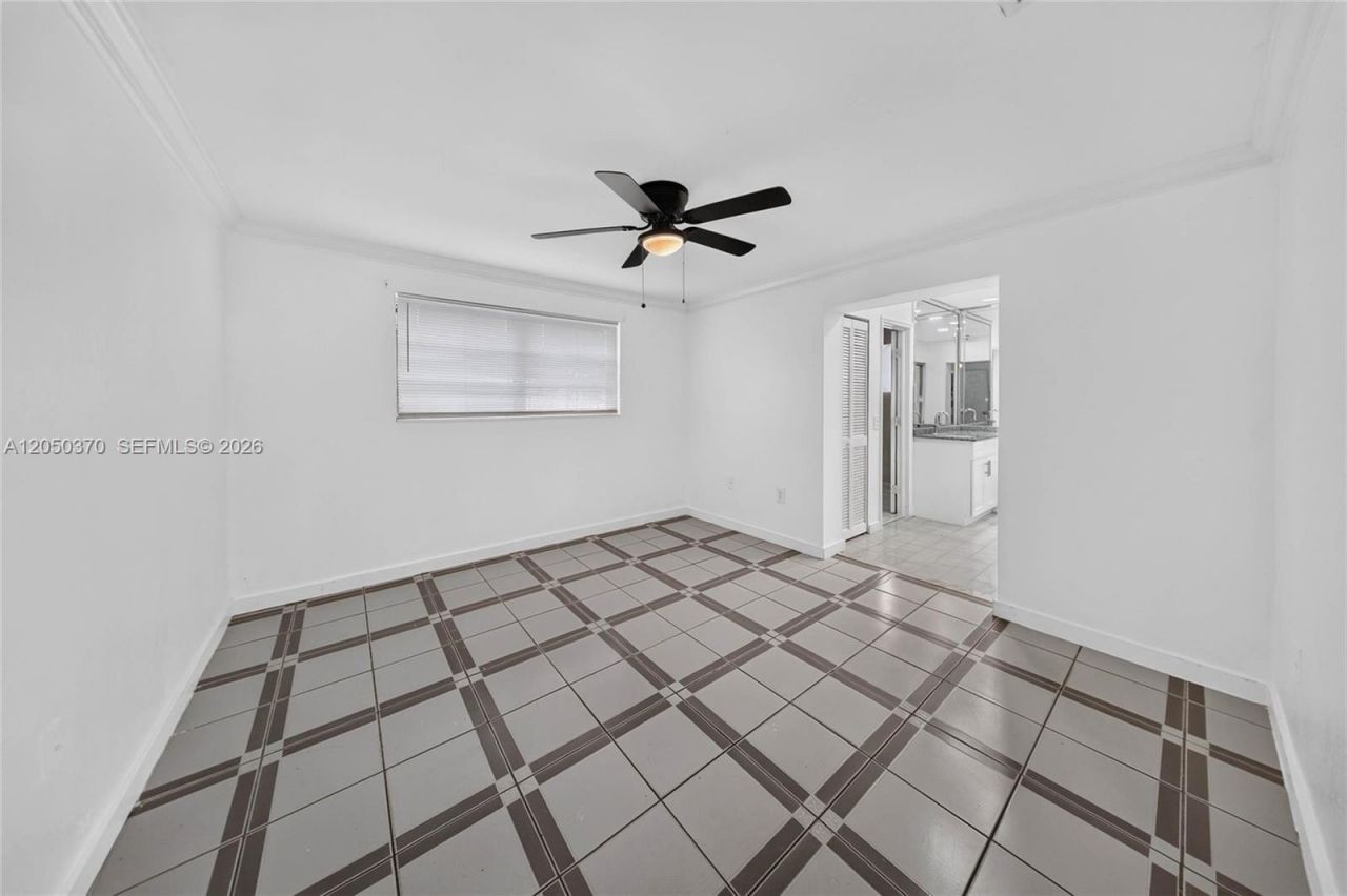 6161 E 4th Ave, Hialeah, FL 33013 Photo