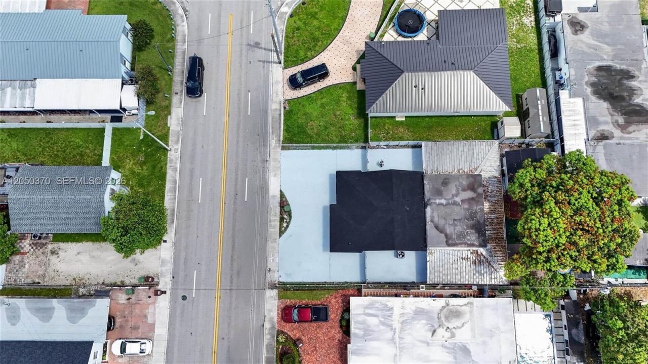 6161 E 4th Ave, Hialeah, FL 33013 Photo