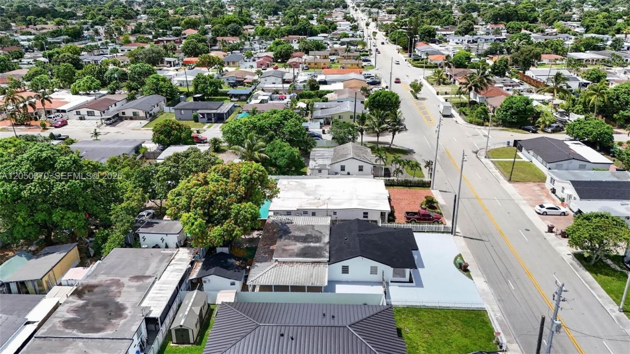 6161 E 4th Ave, Hialeah, FL 33013 Photo