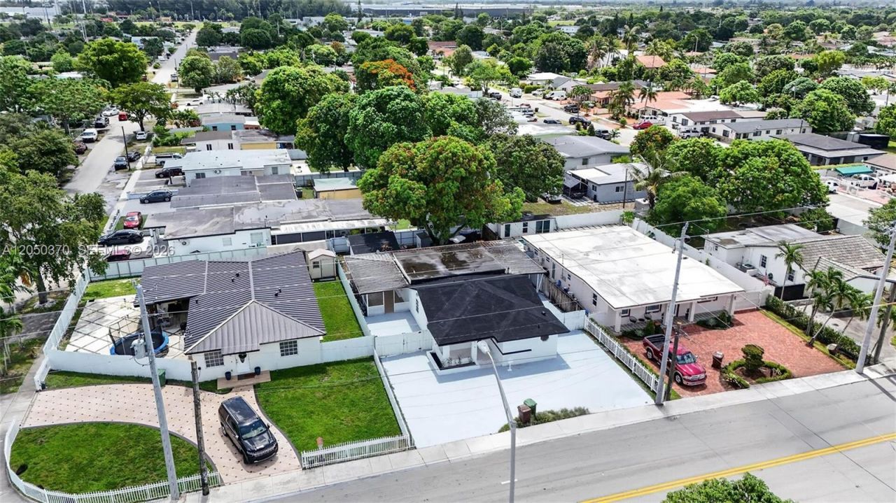 6161 E 4th Ave, Hialeah, FL 33013 Photo