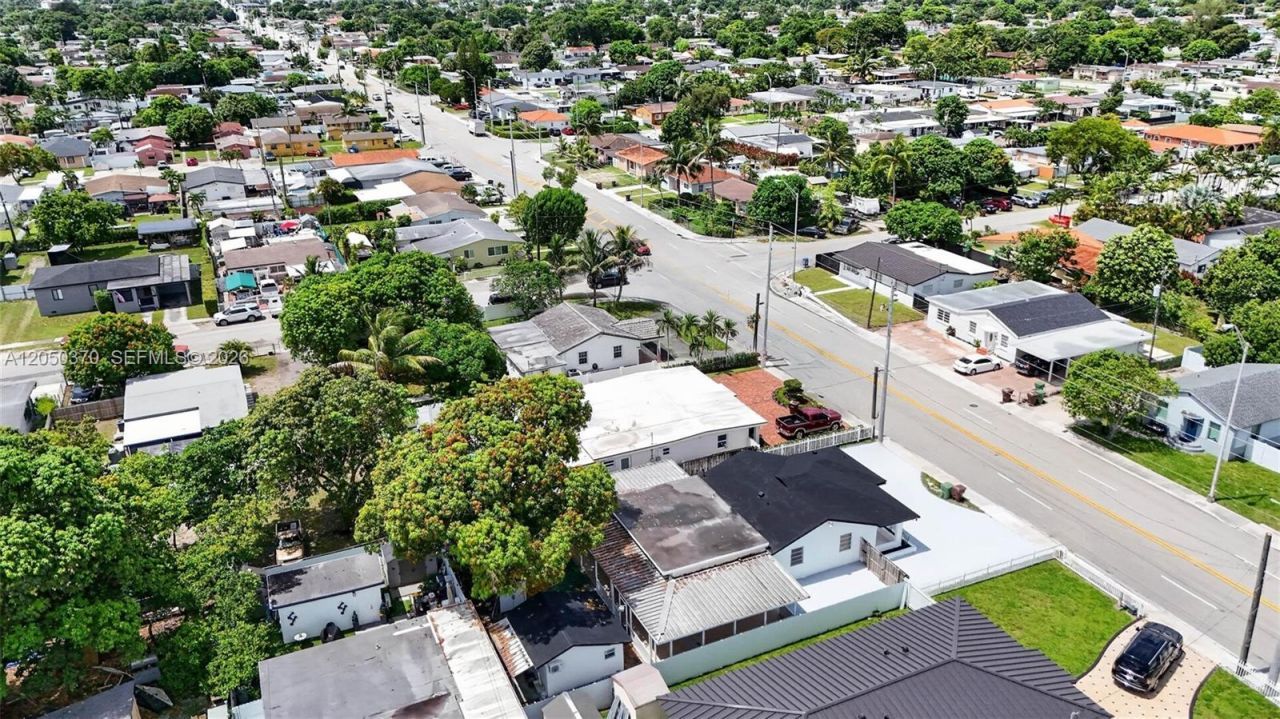 6161 E 4th Ave, Hialeah, FL 33013 Photo