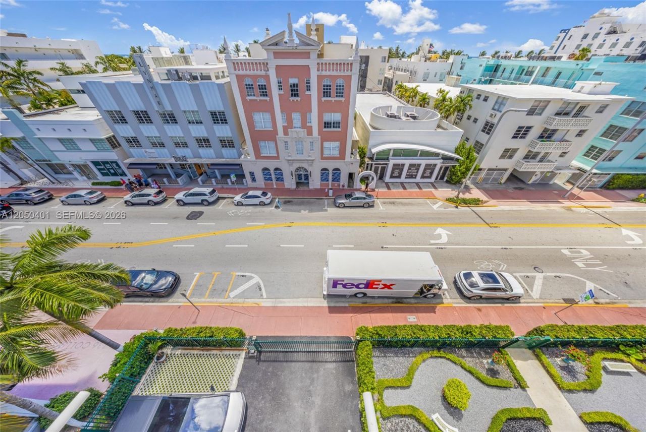 720 Collins Av, Unit 603, Miami Beach, FL 33139 Photo