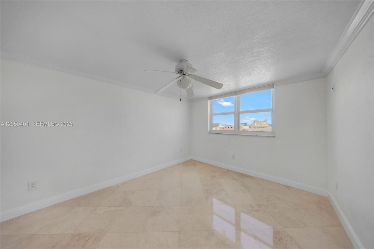 720 Collins Av, Unit 603, Miami Beach, FL 33139 Photo