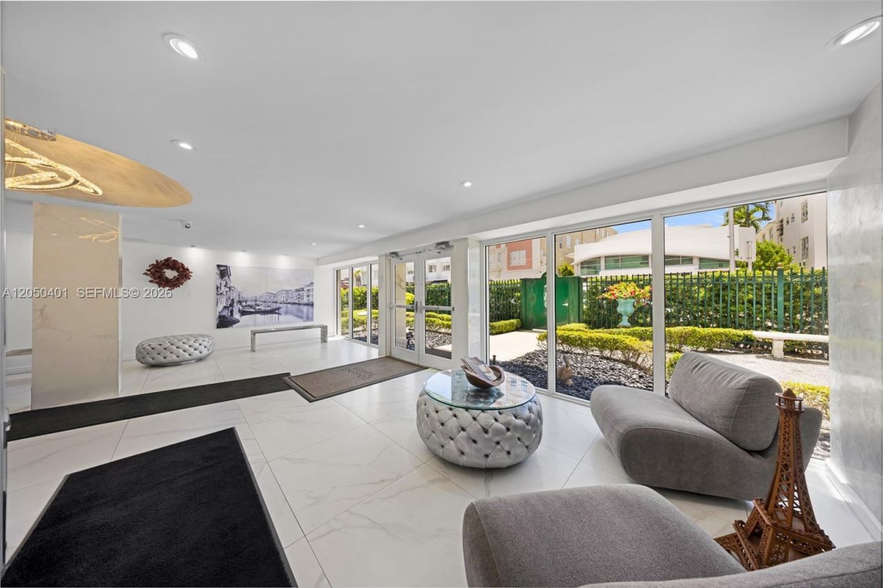 720 Collins Av, Unit 603, Miami Beach, FL 33139 Photo