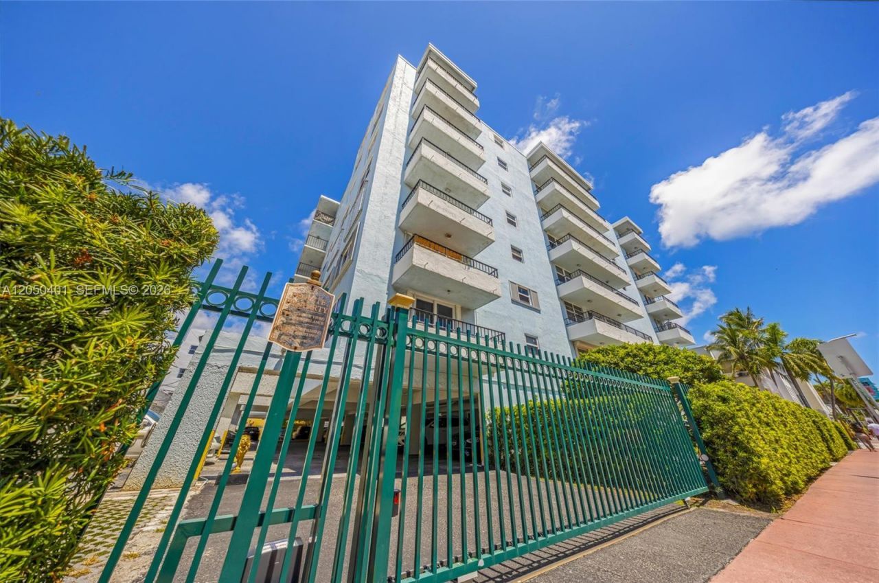 720 Collins Av, Unit 603, Miami Beach, FL 33139 Photo