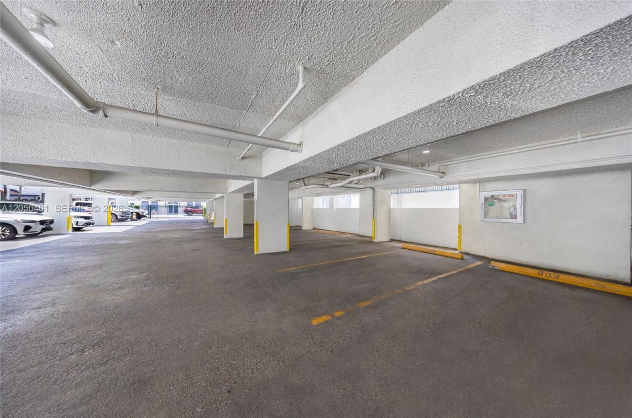 720 Collins Av, Unit 603, Miami Beach, FL 33139 Photo