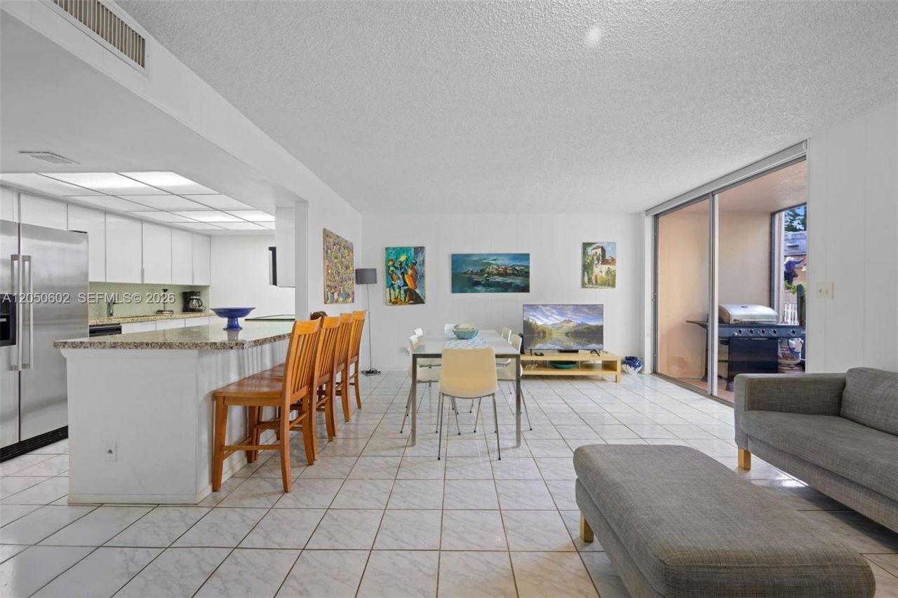 1951 Atlantic Shores Blvd , Unit 23, Hallandale Beach, FL 33009 Photo