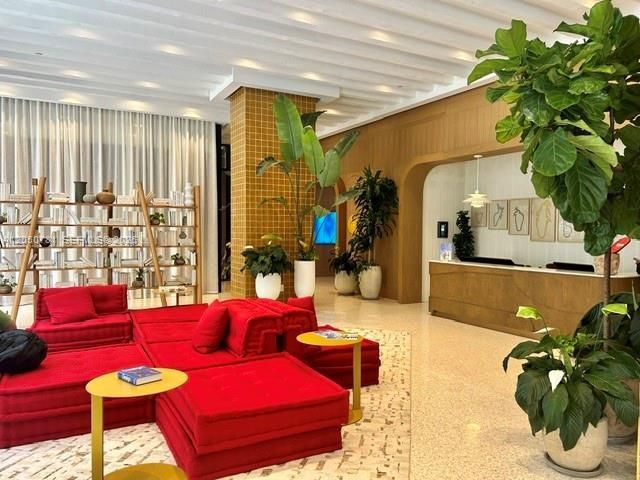 90 NE 32 , Unit 713, Miami, FL 33137 Photo