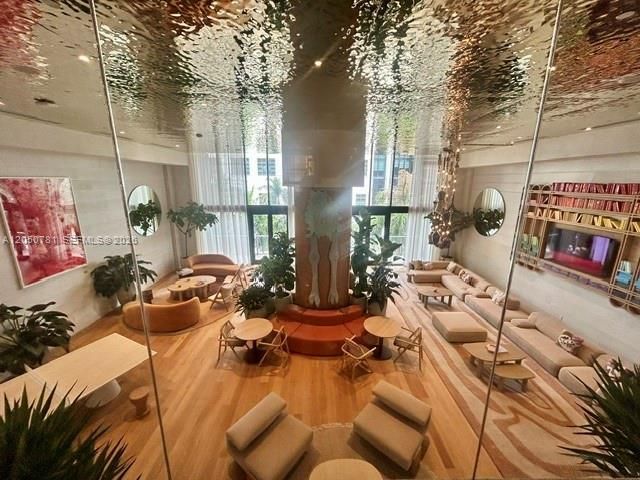 90 NE 32 , Unit 713, Miami, FL 33137 Photo