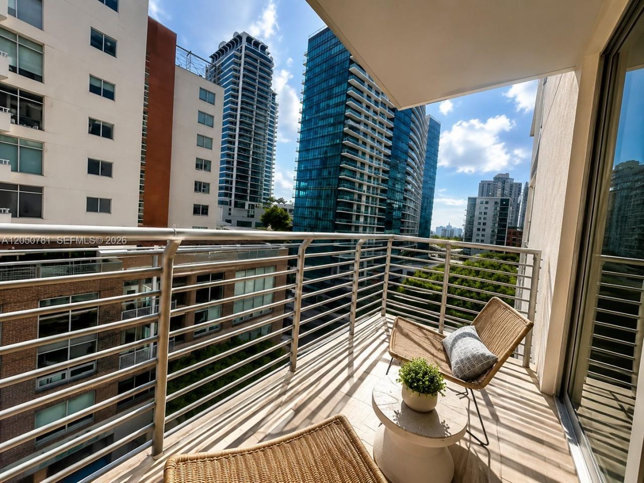 90 NE 32 , Unit 713, Miami, FL 33137 Photo