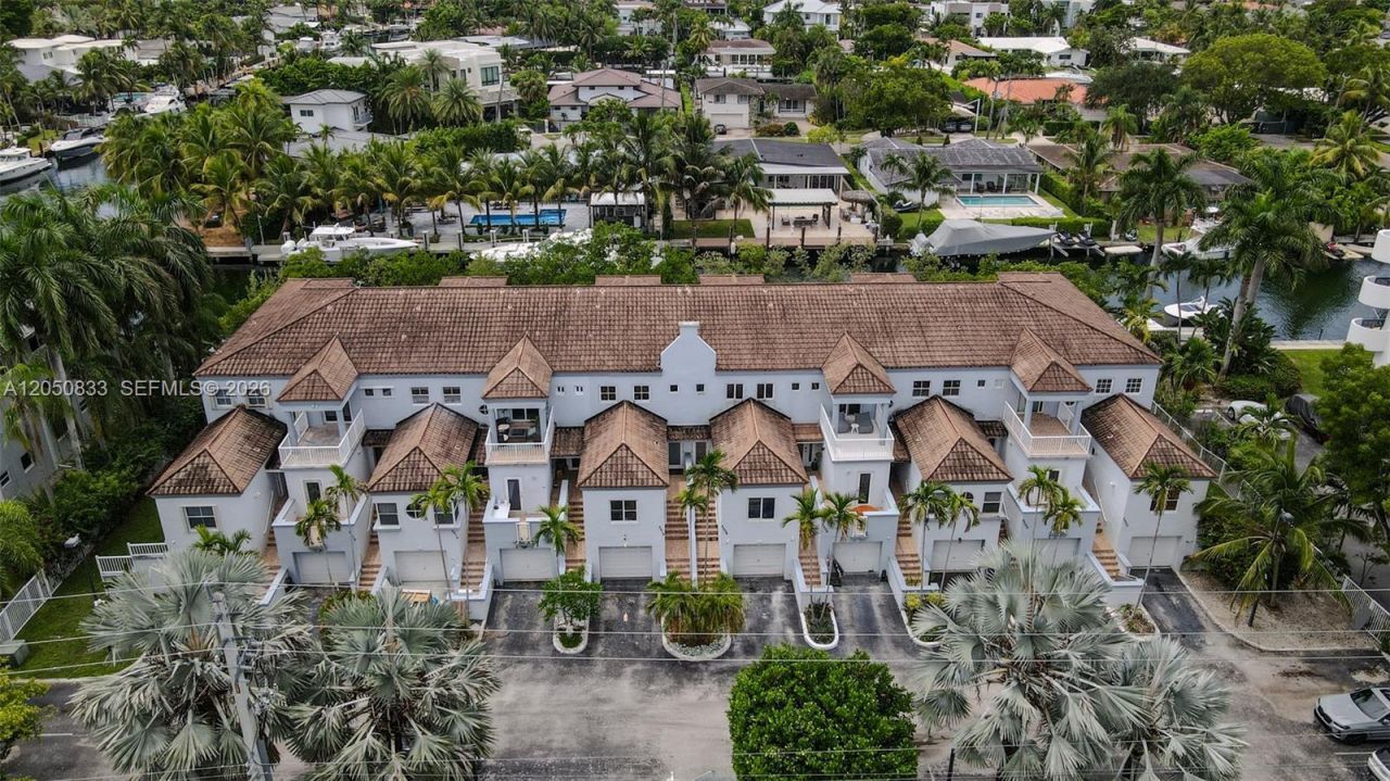 2404 NE 135th St, Unit 2404, North Miami, FL 33181 Photo